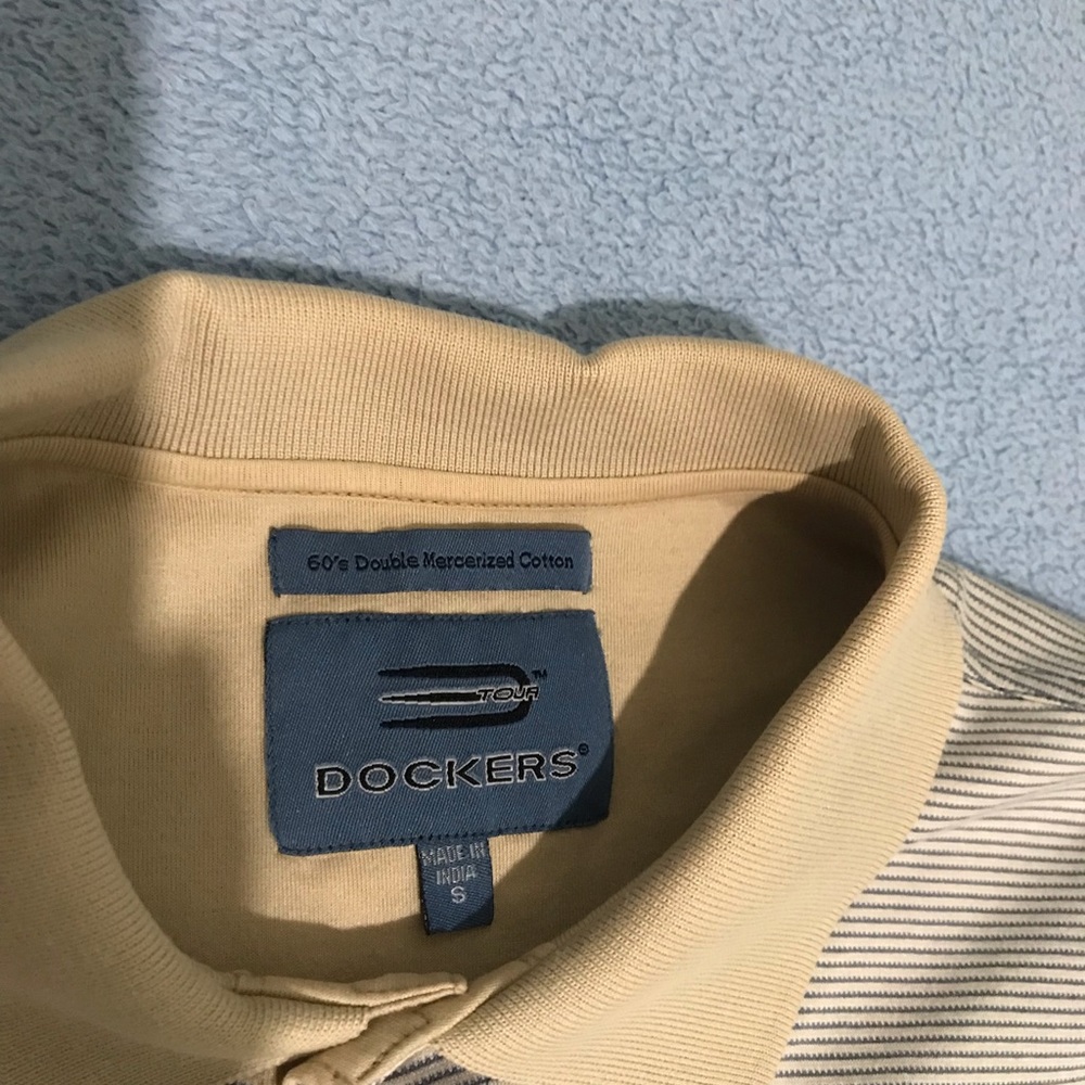 Polo Dockers 🚨size S but look like M🚨 new